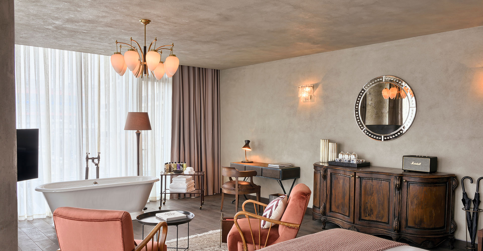 HOTELS