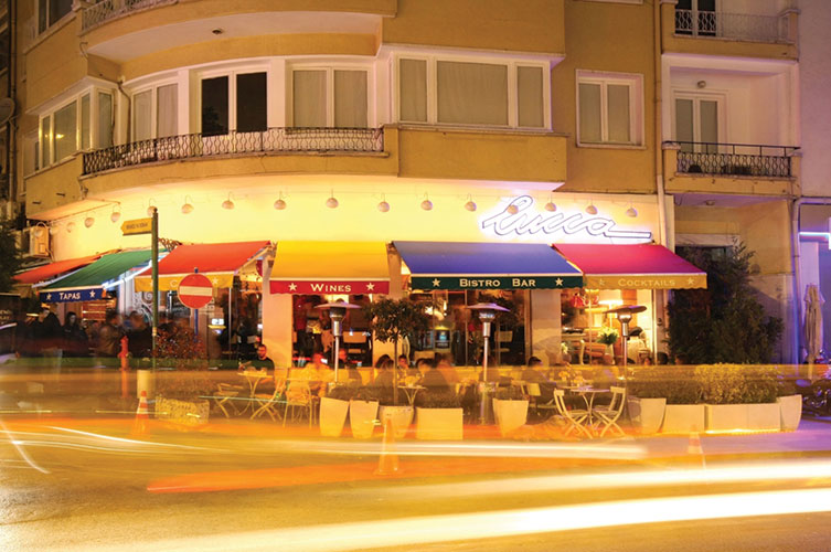 Lucca Bebek